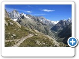 Barre des Ecrins et Pics d'Ailefroide dominant le vallon de la Pilatte - vue depuis la tête de la Maye